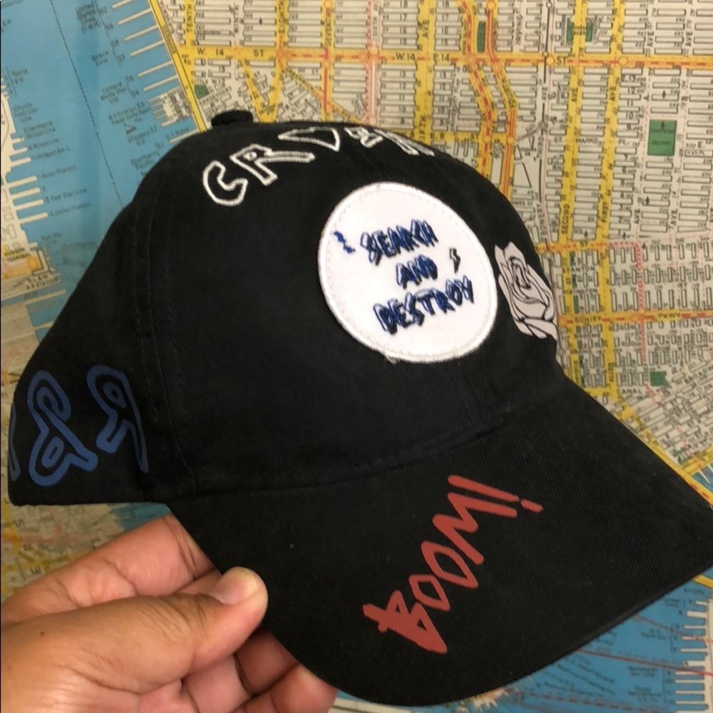 Zara Hat w/patches